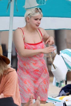 Index Of Wp Content Uploads Photos Ariel Winter In Red Bikini With