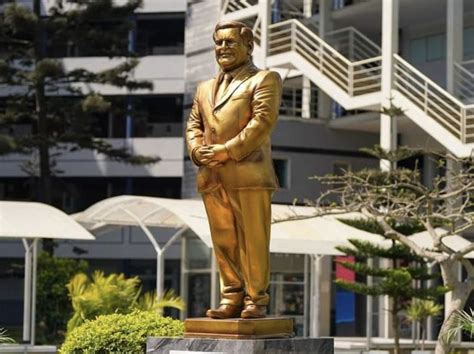 César Acuña se pronunció sobre su estatua de cuerpo entero Yo Soy