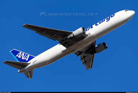 JA602F ANA Cargo Boeing 767 381F Photo By OMGcat ID 1549993