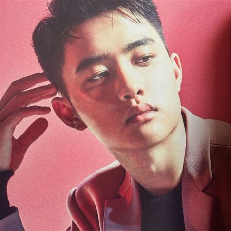 Pin oleh 박지민 95 di EXO 엑소 Kyungsoo Exo Suho