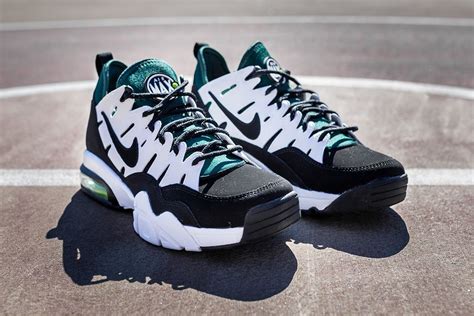 Nike Air Trainer Max 94 Low (Dark Pine) - Sneaker Freaker
