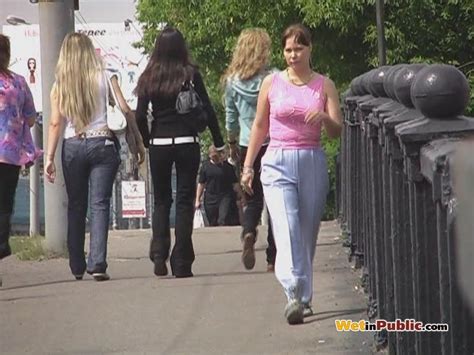 Off Putting Public Piss Fail Of A Cutie Who Wanted To Pee Desperately Porn Pictures XXX Photos