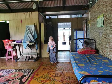 Rumah Kampung Lama Di Perlis Yang Mempunyai Nostalgia Lama Rumah