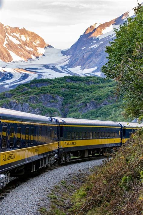 10 Best Train Trips In The United States Most Scenic Train Vacations In Usa