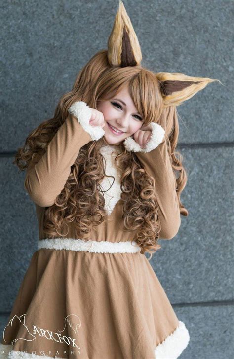 Eevee Cosplay By Fayren7 Cute Cosplay Pokemon Halloween Costume Pokemon Costumes