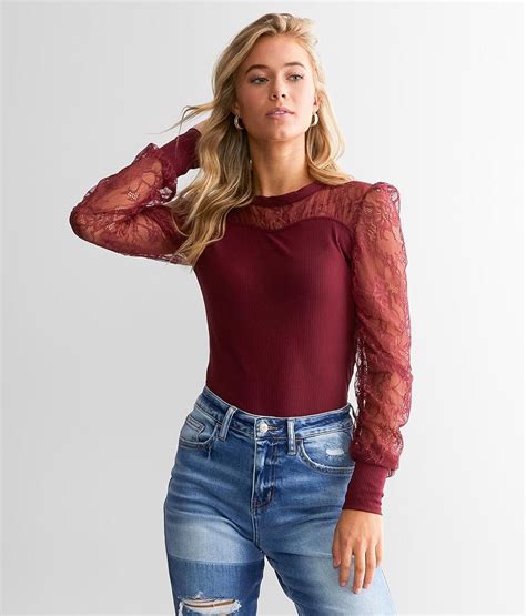 red by BKE Pieced Lace Top - Women's Shirts/Blouses in Zinfandel | Buckle