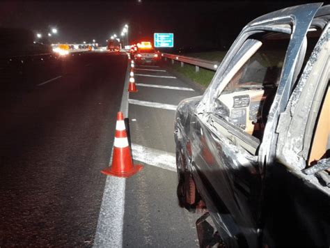 Condutor morre após ser atingido por caminhão na Dom Pedro em Atibaia