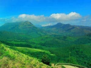 Anamudi Peak Munnar- Photos, Entry Fee, Timings & Trekking | Munnar ...