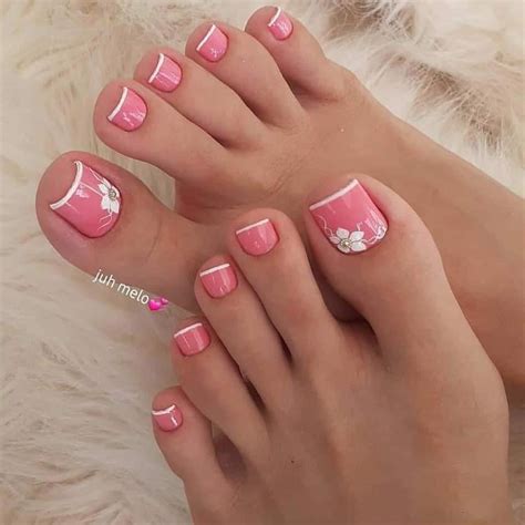 Modelos De Uñas Para Pies 2021 Con Flores 15 Lindas Ideas Para Llevar