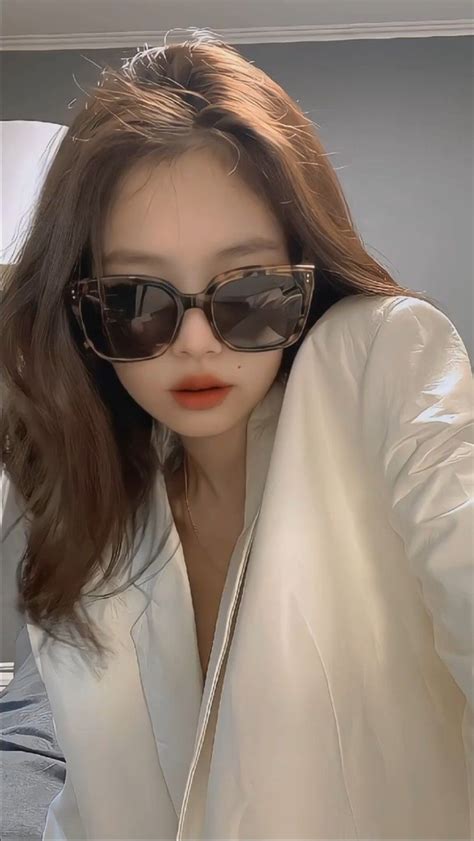 Kim Jennie Square Sunglasses Women Cat Eye Sunglasses Ruby Fashion