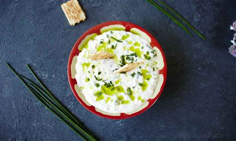 5 Ingredients Sour Cream And Chive Dip Recipe Simplybeyondherbs