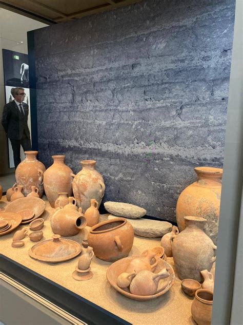 Une Exposition De Pi Ces Arch Ologiques R Cemment D Couvertes Jbeil