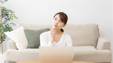 妊娠中にできる正中線って何？妊娠線との違いは？正中線が現れる理由やケア方法を解説！ トモニテ