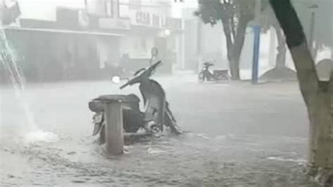 Temporal do último domingo 08 deixa ruas e casas alagadas em Colinas