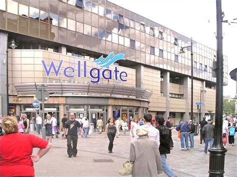 Wellgate Shopping Centre © Bill Dwyer Cc By Sa20 Geograph Britain