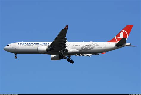 Tc Joe Turkish Airlines Airbus A330 303 Photo By Suparat Chairatprasert