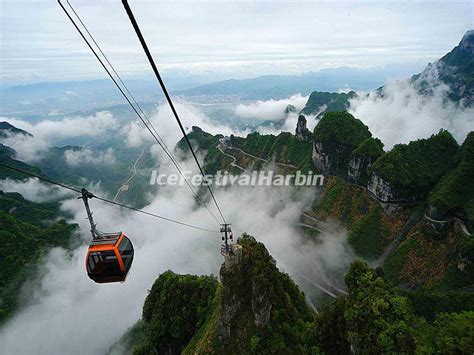 Tianmen Mountain Cable Car - Zhangjiajie Tianmen Mountain National ...