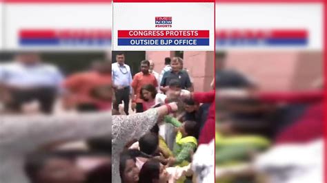 Mahila Congress Morcha Workers Stage Protest Against Rising Prices