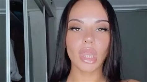 Married Prison Officer Caught Having Sex With Lag In Cell Filmed Showing Off Ankle Tag