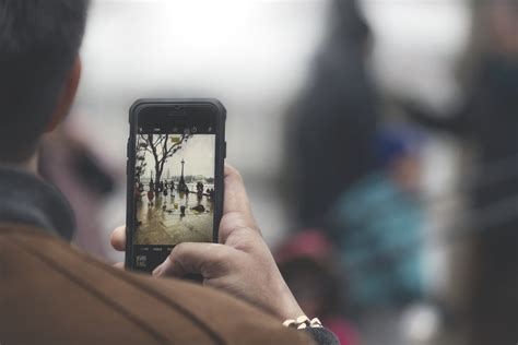 ¿es Legal Grabar Con El Móvil En Audio O Vídeo A Otra Persona Sin Su