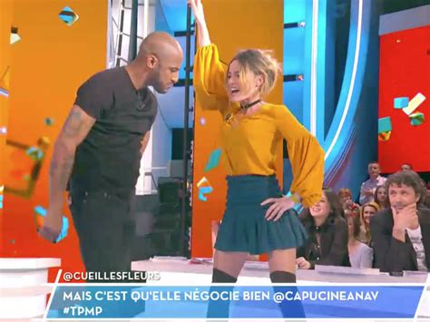 Oups Capucine Anav D Voile Sa Culotte Lors D Une Danse Sexy Pen