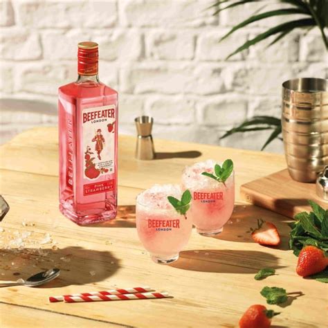 Pink Strawberry Gin Bramble Cocktail Recipe Beefeater Gin