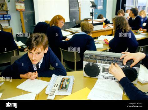 Education In 1990s 90s Hi Res Stock Photography And Images Alamy