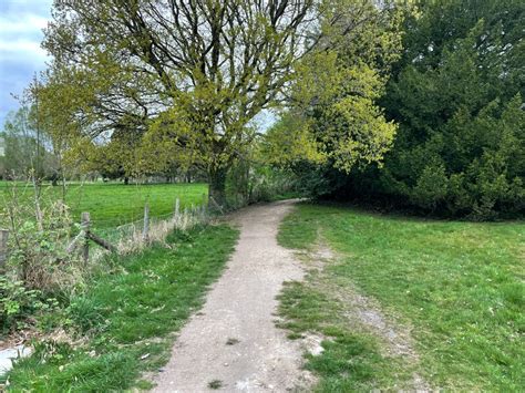 Footpath Approaching Squirrel Drive Mr Ignavy Cc By Sa