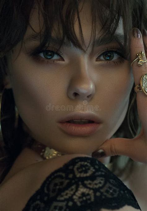 Amazing Wet Nude Woman Beautiful Girl Stock Image Image Of Beauty Makeup