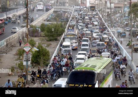 Karachi May 7 2024a Large Numbers Of Vehicles Stuck In Traffic Jam