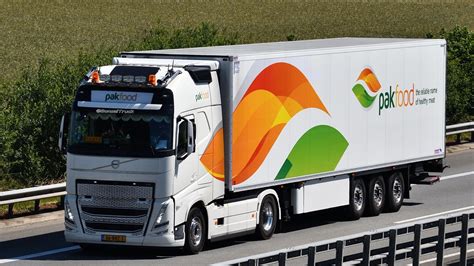 NL Pakfood Volvo FH05 GL BonsaiTruck Flickr