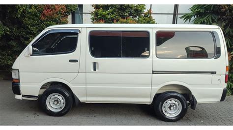 Vehicles Van Buses Lorries Toyota Hiace Dolphine For Sale In Sri Lanka