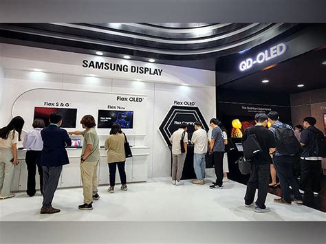 South Korea Samsung LG Display Unveil OLED Products At IMID 2022