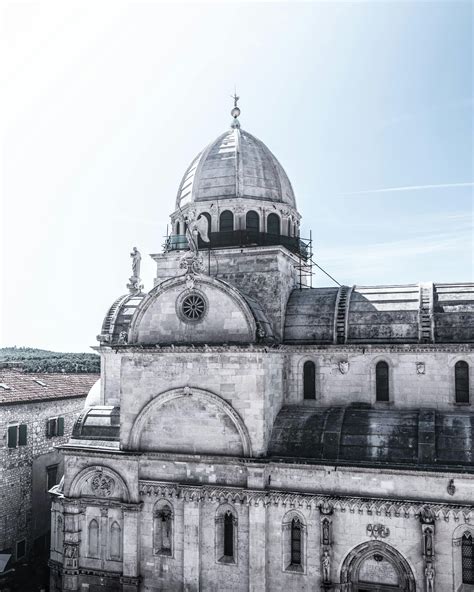 White Dome Architecture · Free Stock Photo