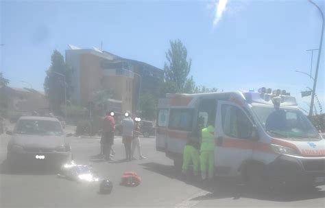 Tragedia Sulla Gela Manfria Scooterista In Gravissime Condizioni