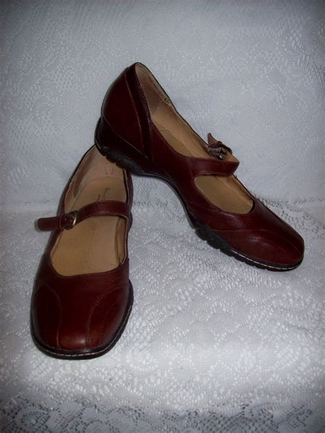 Vintage Ladies Brown Leather Mary Janes Shoes By By Susoriginals