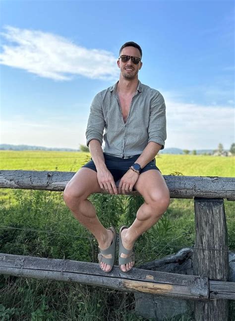 Pin De Luizao En Estilo En 2024 Moda Hombre Verano Ropa De Moda