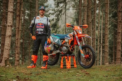 KTM LIFTS THE COVERS ON THE SPECIAL KTM 350 EXC F WESS MACHINE KTM