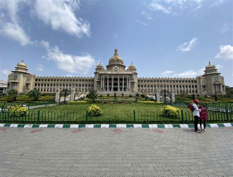 Karnataka Cabinet Approves New Indira Canteen Opening Hydnow