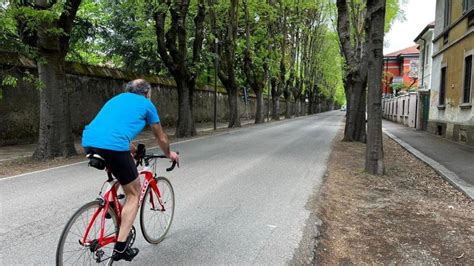 Piste Ciclabili Pavia In Fondo Alla Classifica La Provincia Pavese