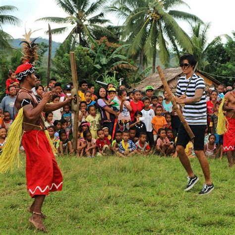 Sejarah Tari Cakalele Tarian Perang Yang Unik Dari Tanah Maluku