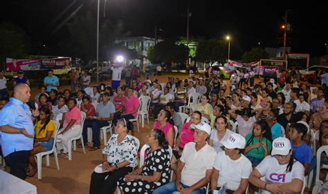 Ernesto Orozco se comprometió a construir el anhelado parque del barrio