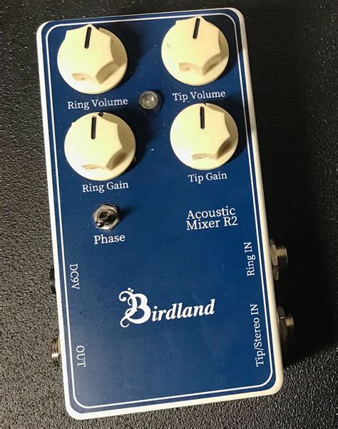 Birdland instruments and gear – Jedistar