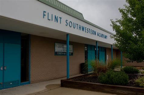 Flint high school student charged with threatening to ‘shoot up’ school ...