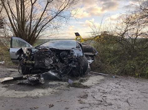 J Hriger Stirbt Nach Crash Mit Baum