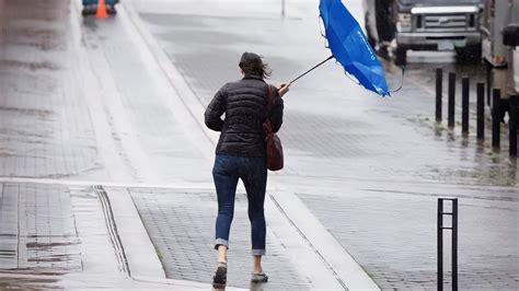 Previsioni Meteo Spaventose Raffiche Di Vento A 100 Km H Le Aree