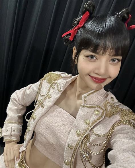 xu hướng bỗng hot đặc biệt nhờ BLACKPINK tích cực lăng xê trong concert Born Pink