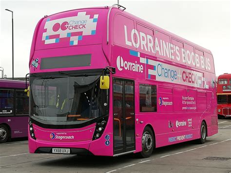 Lorraine Boob Bus WH 14 10 19 The Driver Was Quite Happy Flickr