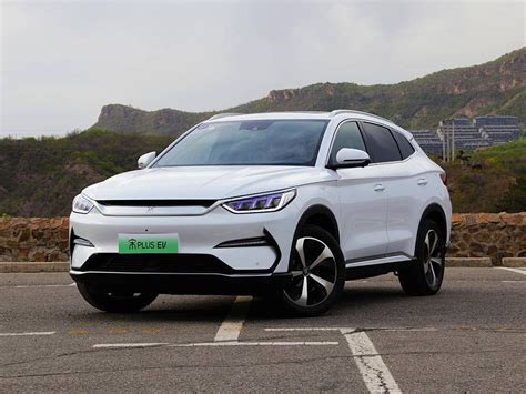 续航扎实的家用纯电新秀，试驾比亚迪宋plus Ev 新浪汽车