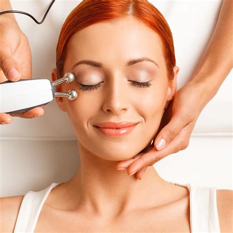 Limpieza Facial Con Aparatolog A Aplicada Academia Venecia